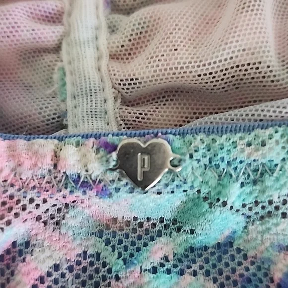 Victoria’s Secret PINK Rose Lace Bralette | Tie-Dye | Size Large - Picture 4 of 5